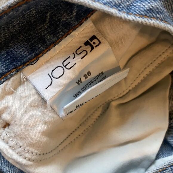 Joe’s Jeans Jean Shorts Size W26 ⭐️ - Picture 5 of 6